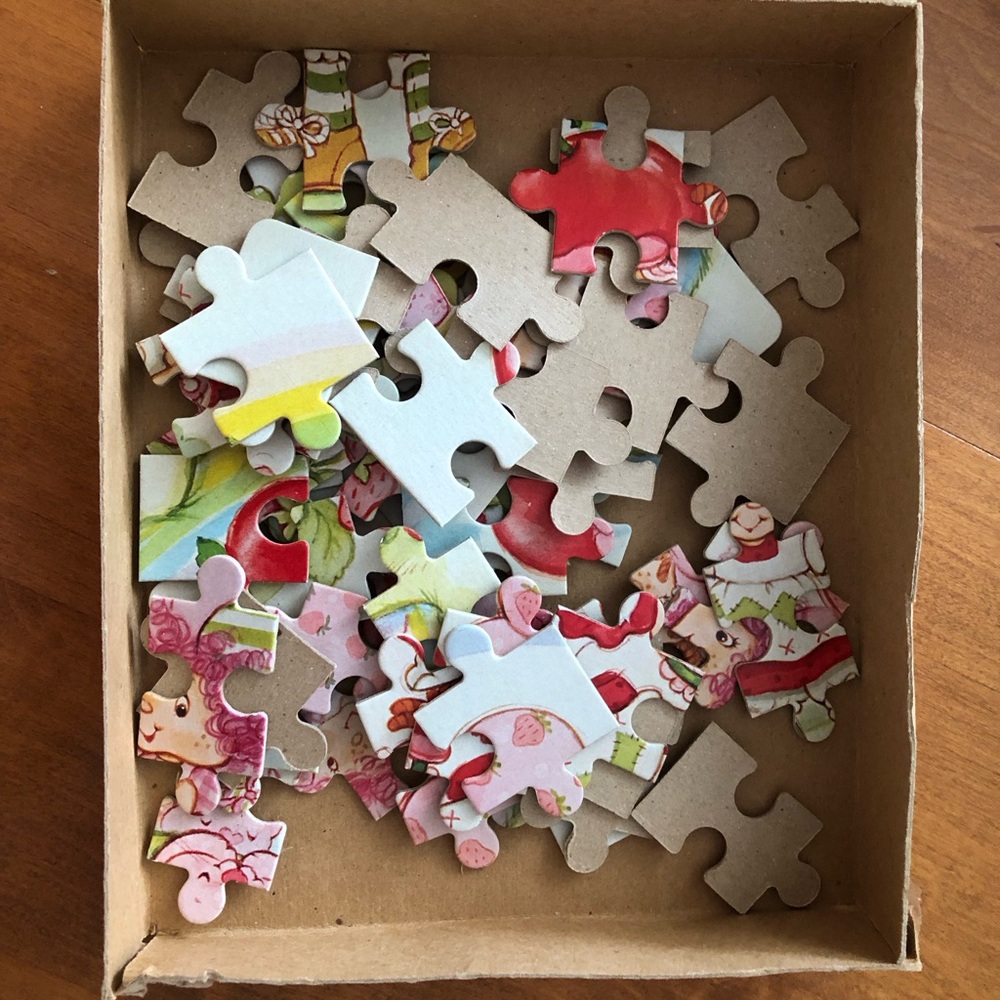 Vintage STRAWBERRY SHORTCAKE LOT 🍓Strawberry Shortcake & friends dolls + puzzle - Picture 15 of 16
